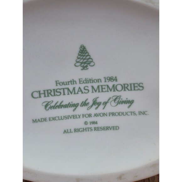 Christmas Memories 1984 Plate & Figurine Set - Fourth Edition By Avon Products - - Picture 7 of 10